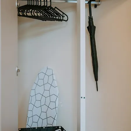 Llr Design - Orange Mandarine Im Zentrum Von شقة كوبلنس